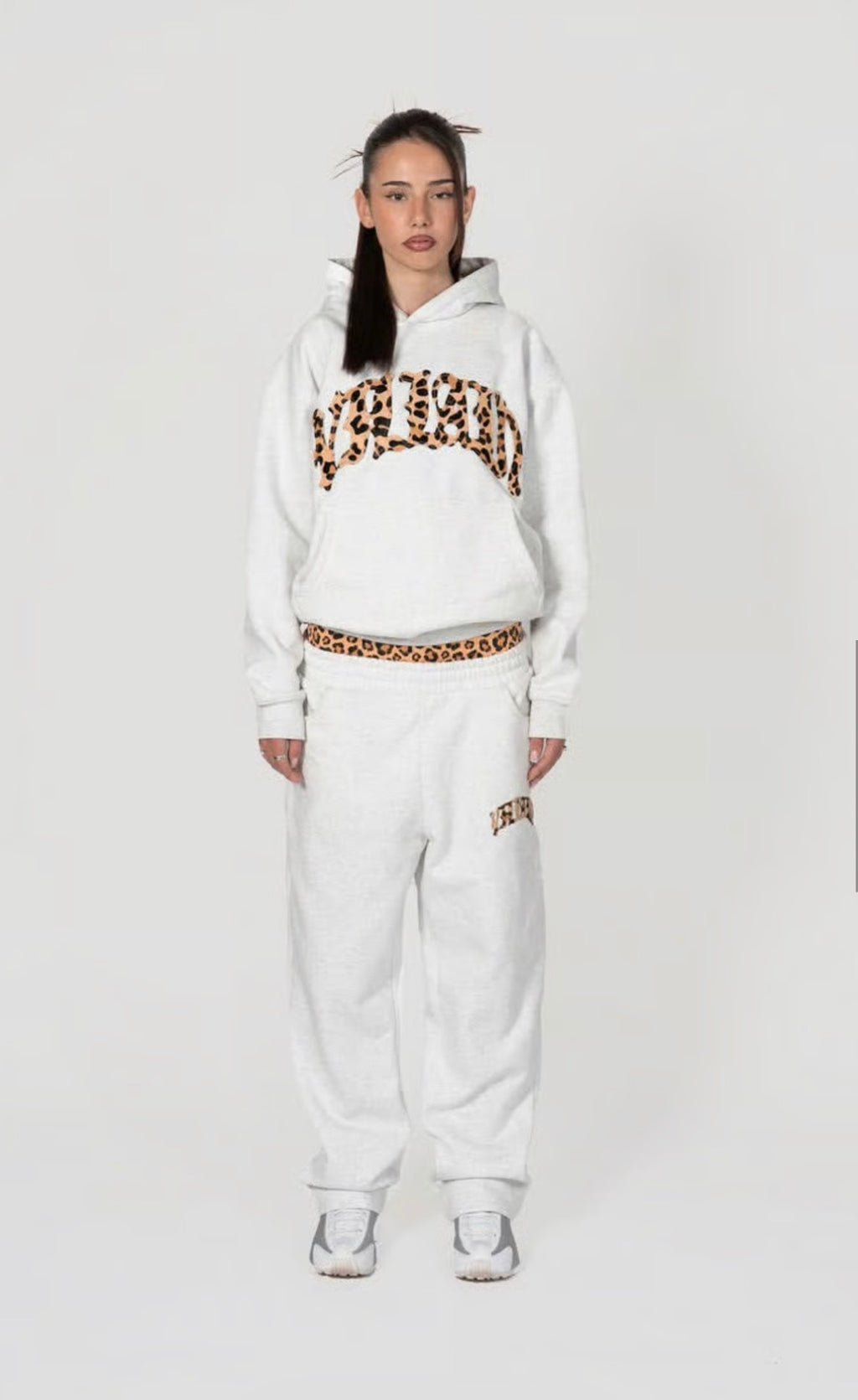 VILLAIN
COLLECT-LEOPARD HOODIE