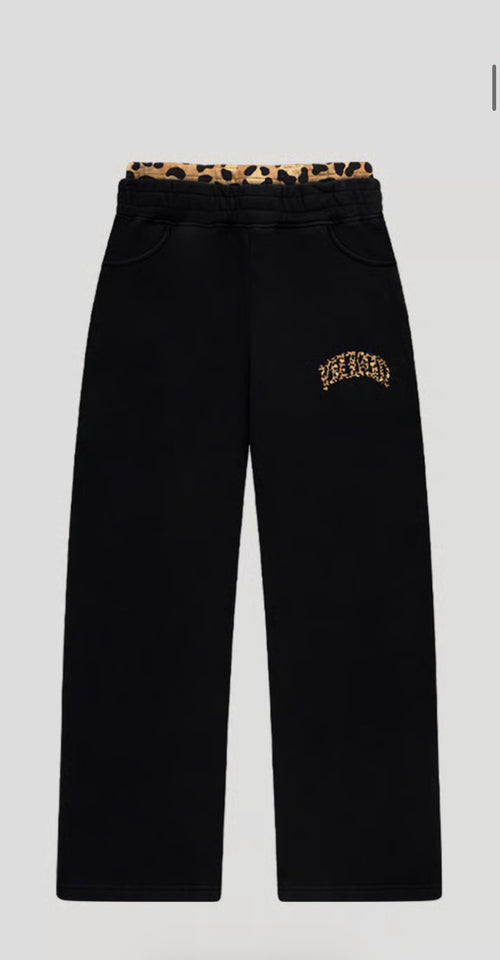 VILLAIN
COLLECT-BLACK
LEOPARD HOODIE AND PANTS